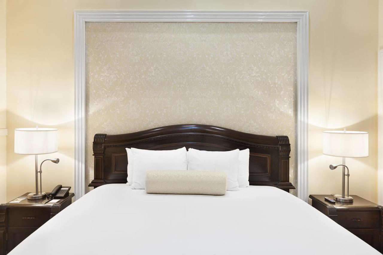 Hotel La Perla Leon Ngoại thất bức ảnh