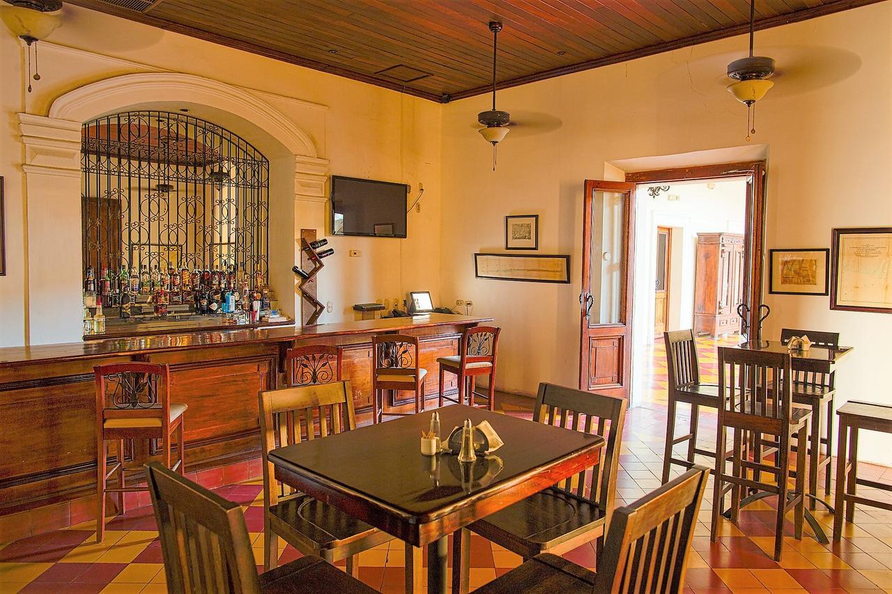 Hotel La Perla Leon Ngoại thất bức ảnh