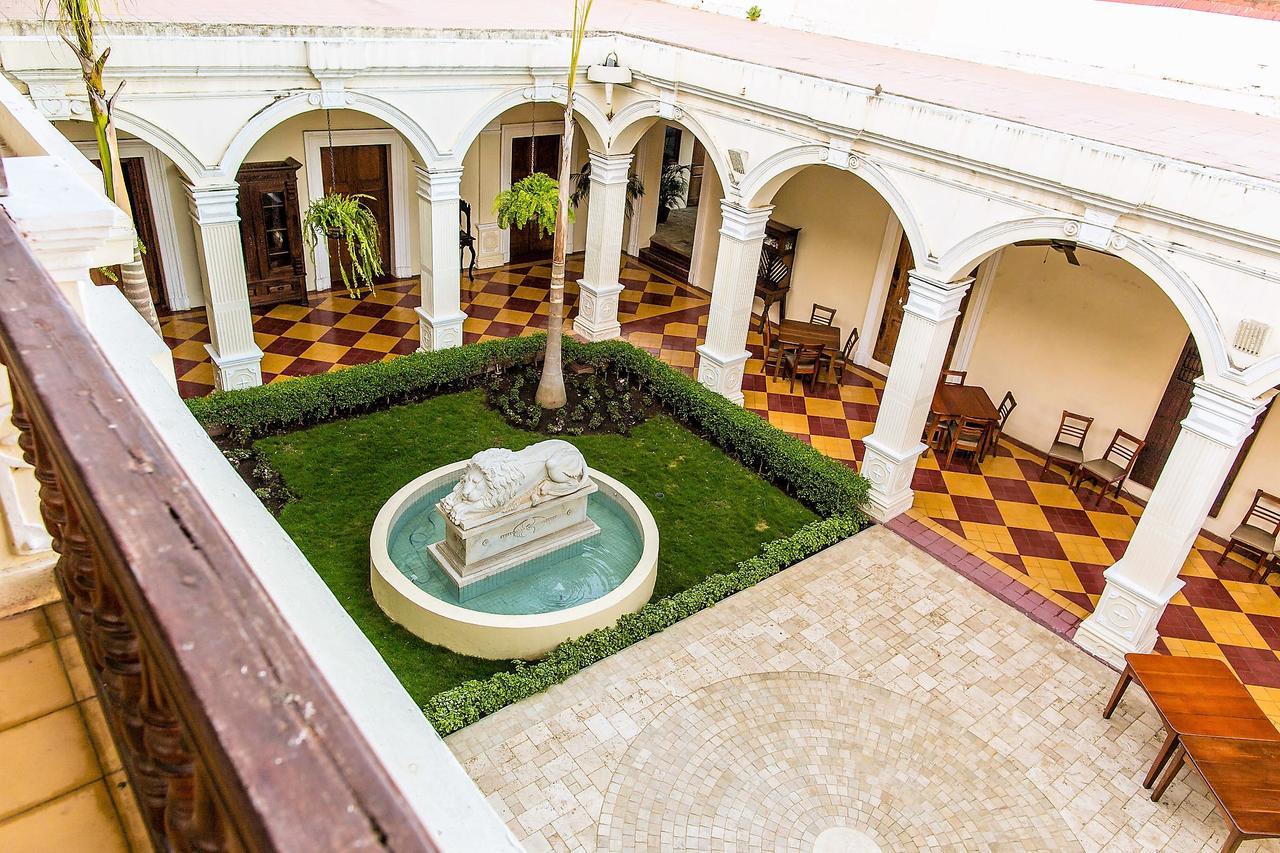 Hotel La Perla Leon Ngoại thất bức ảnh
